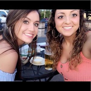 Meet your Posher, Olivia